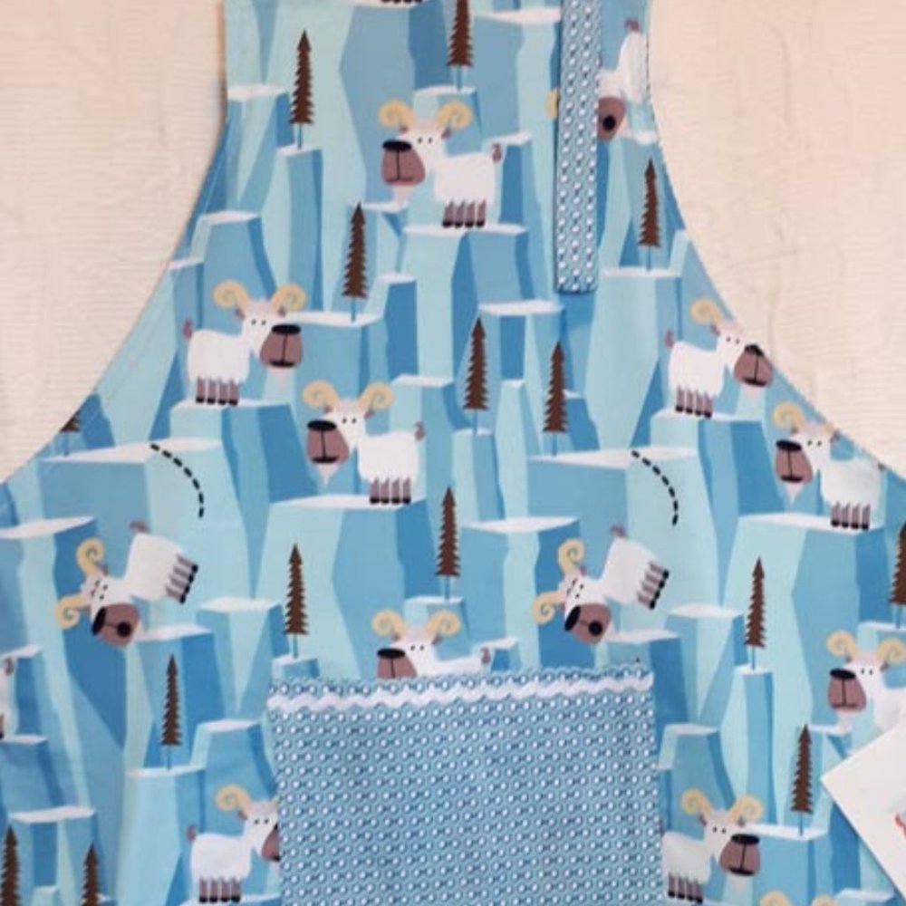 "Mountain Goats" handmade toddler apron. Front pocket. Size 2-4yrs.